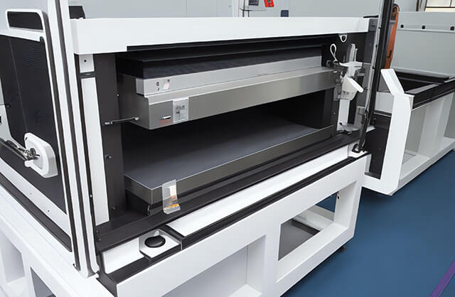 汽車腳墊包邊機